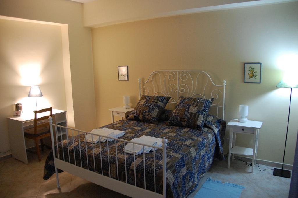 Castello Di Sotto Bed & Breakfast Милацо Екстериор снимка